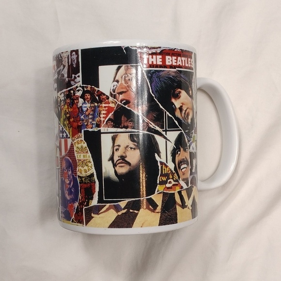 Beatles 2005 coffee mug - Picture 1 of 9